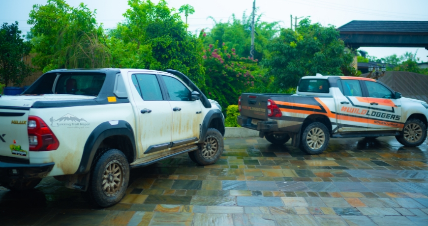 Wildlogger convoy reach chitwan for India to Tibet road trip